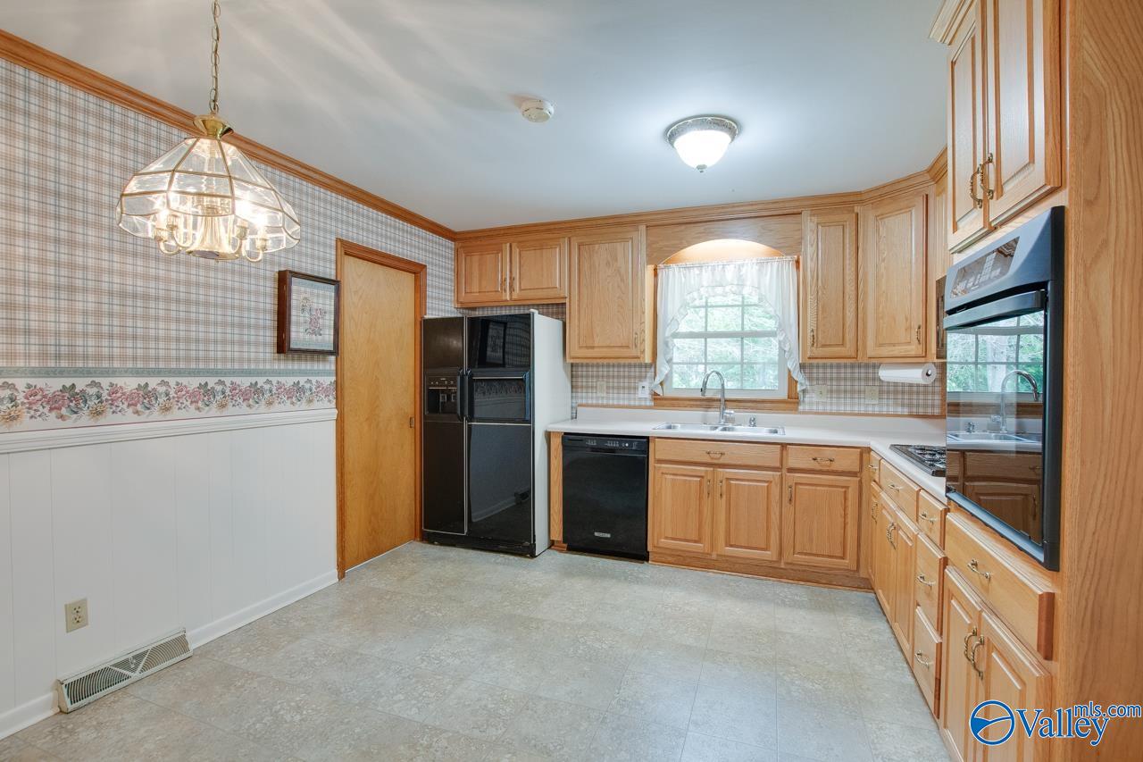 1223 Briar Hollow Trail, Huntsville, Alabama image 7