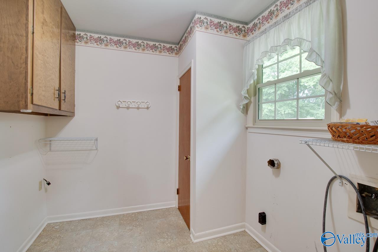 1223 Briar Hollow Trail, Huntsville, Alabama image 18