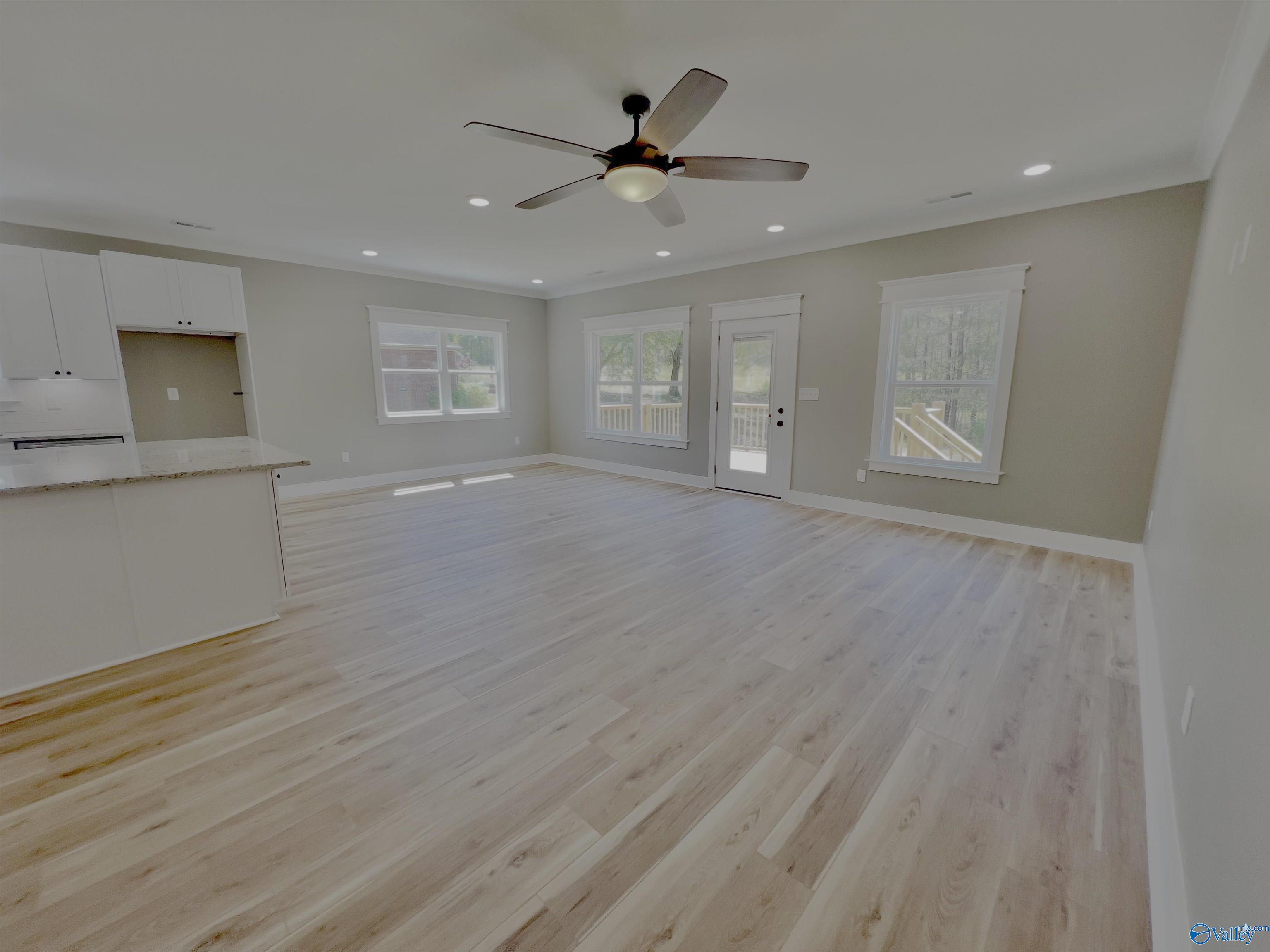 1339 NE Locust Drive, Arab, Alabama image 8