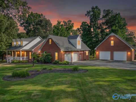 Homes For Sale - 265 Forest Home Drive<br/> Trinity, AL 35673