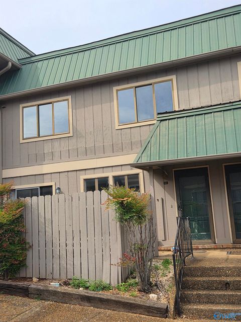 Condo For Sale - 2225 Golf Road #201<br/> Huntsville, AL 35802