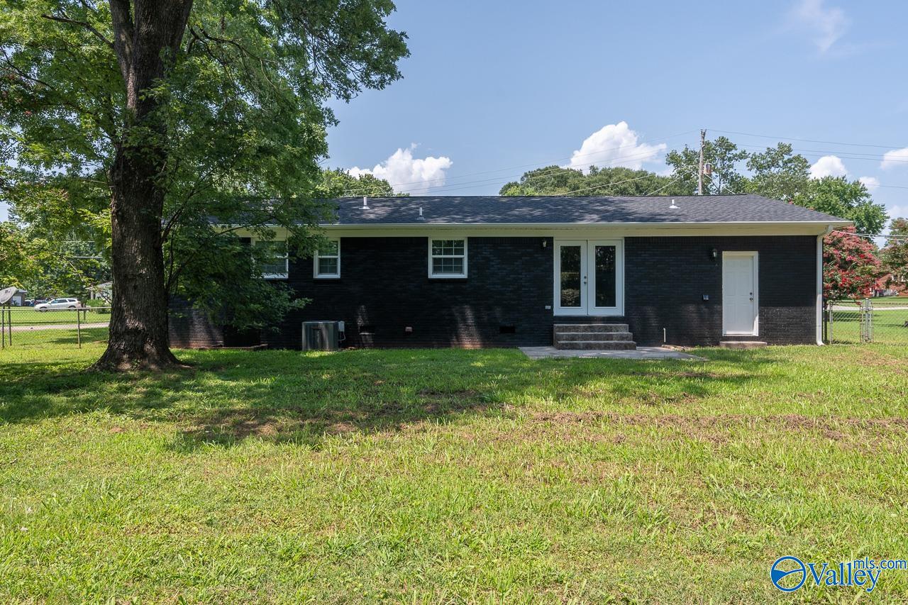 614 Clift Drive