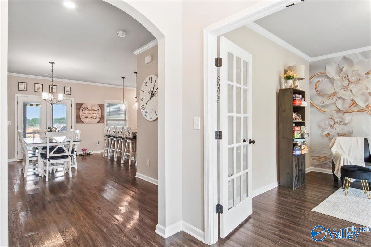 255 Paladin Street