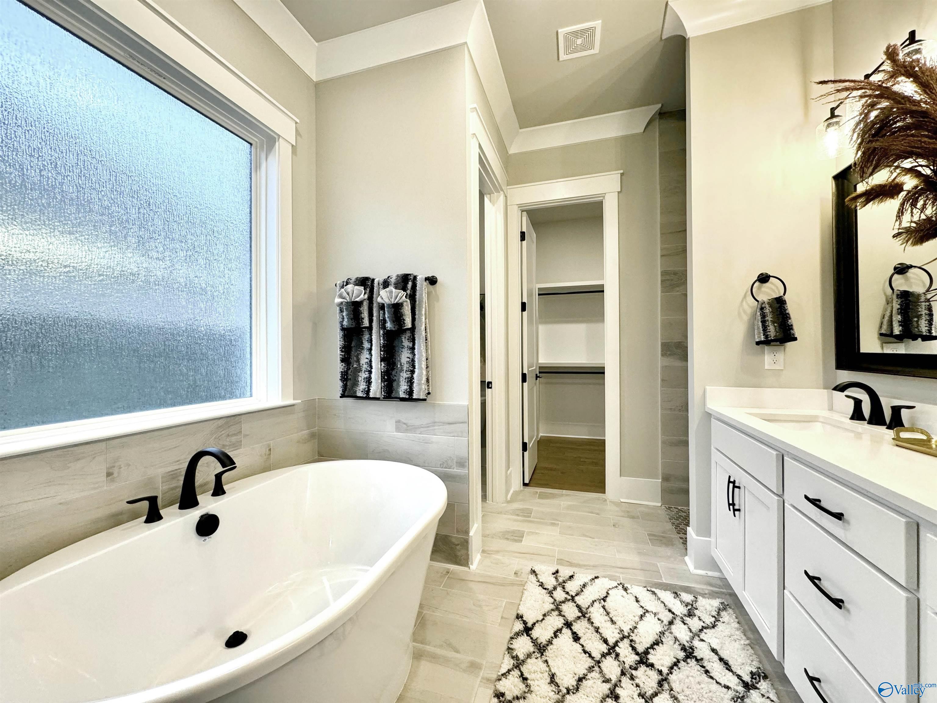 105 Kite Circle, Madison, Alabama image 11
