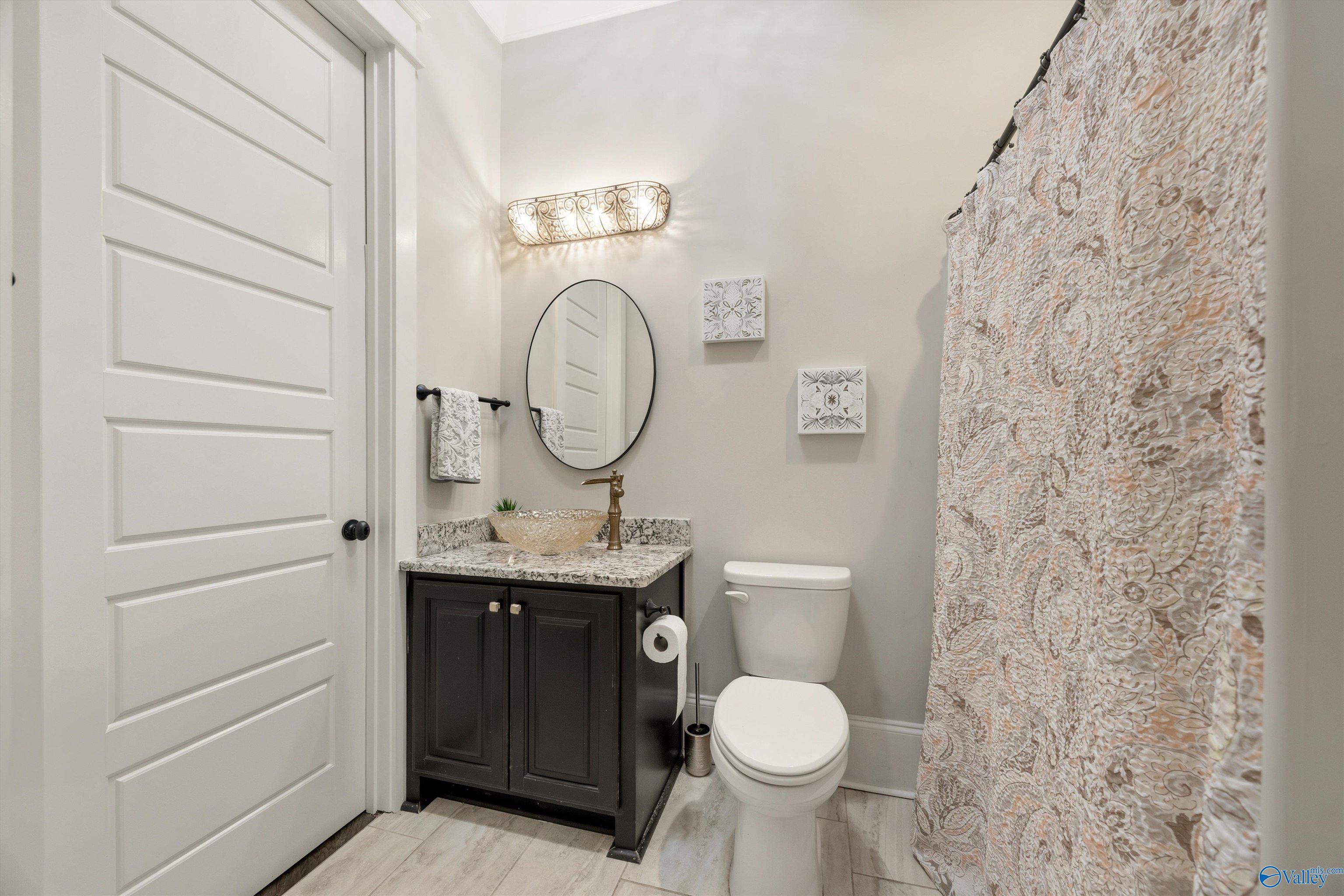 Gurley, Alabama, 35748, United States, 5 Bedrooms Bedrooms, ,4 BathroomsBathrooms,Residential,Active,2042164