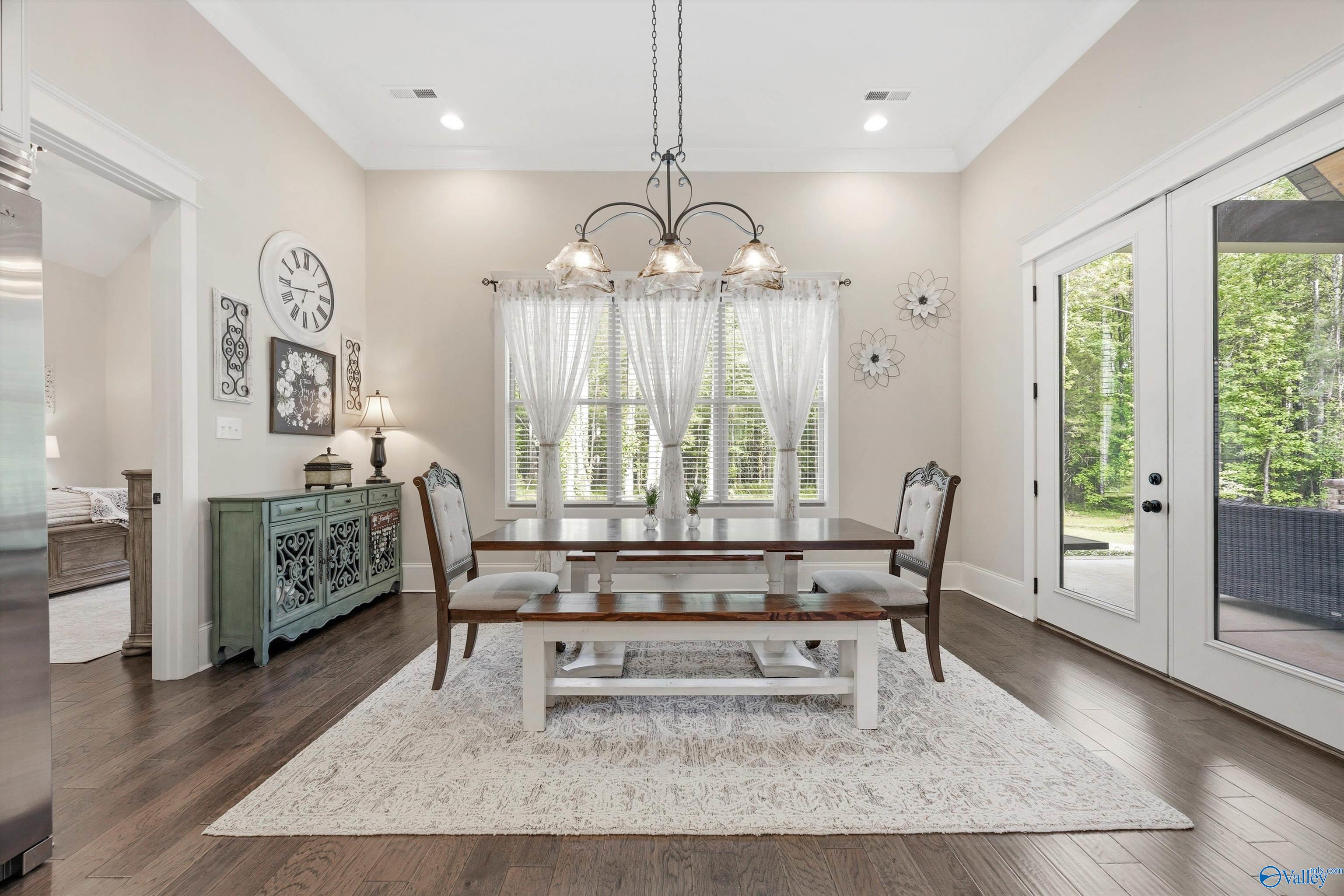 Gurley, Alabama, 35748, United States, 5 Bedrooms Bedrooms, ,4 BathroomsBathrooms,Residential,Active,2042164
