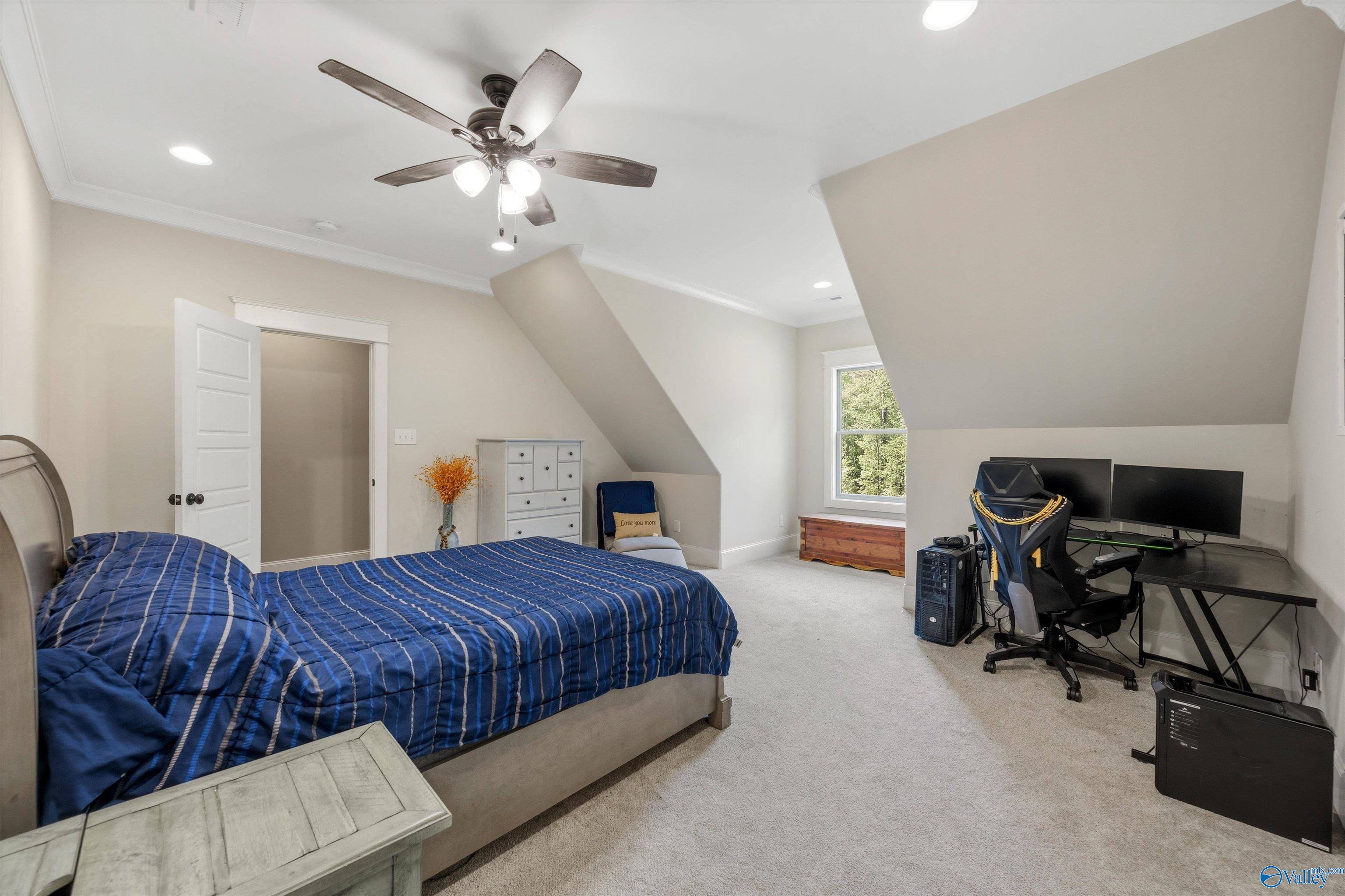 Gurley, Alabama, 35748, United States, 5 Bedrooms Bedrooms, ,4 BathroomsBathrooms,Residential,Active,2042164