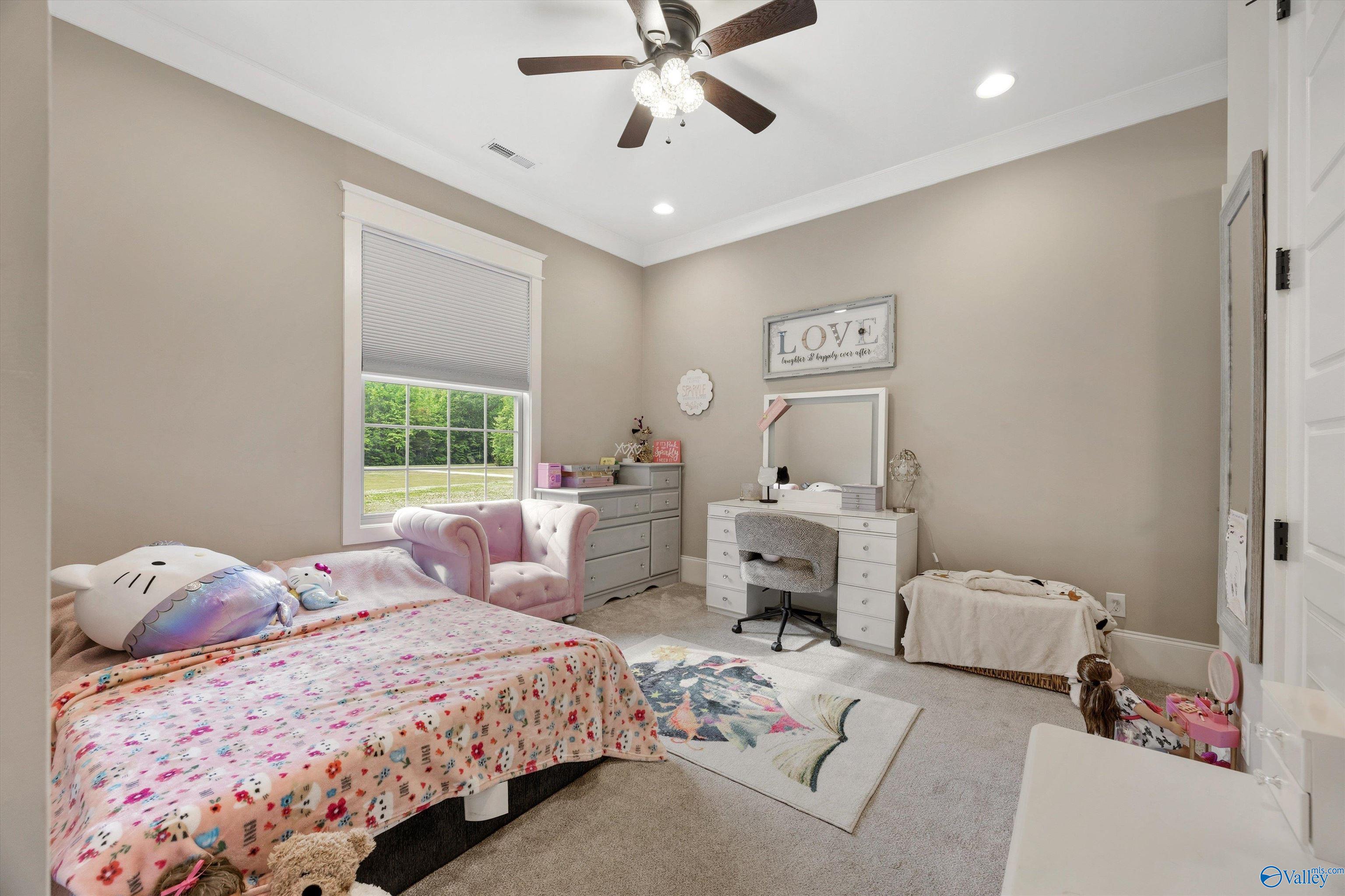 Gurley, Alabama, 35748, United States, 5 Bedrooms Bedrooms, ,4 BathroomsBathrooms,Residential,Active,2042164