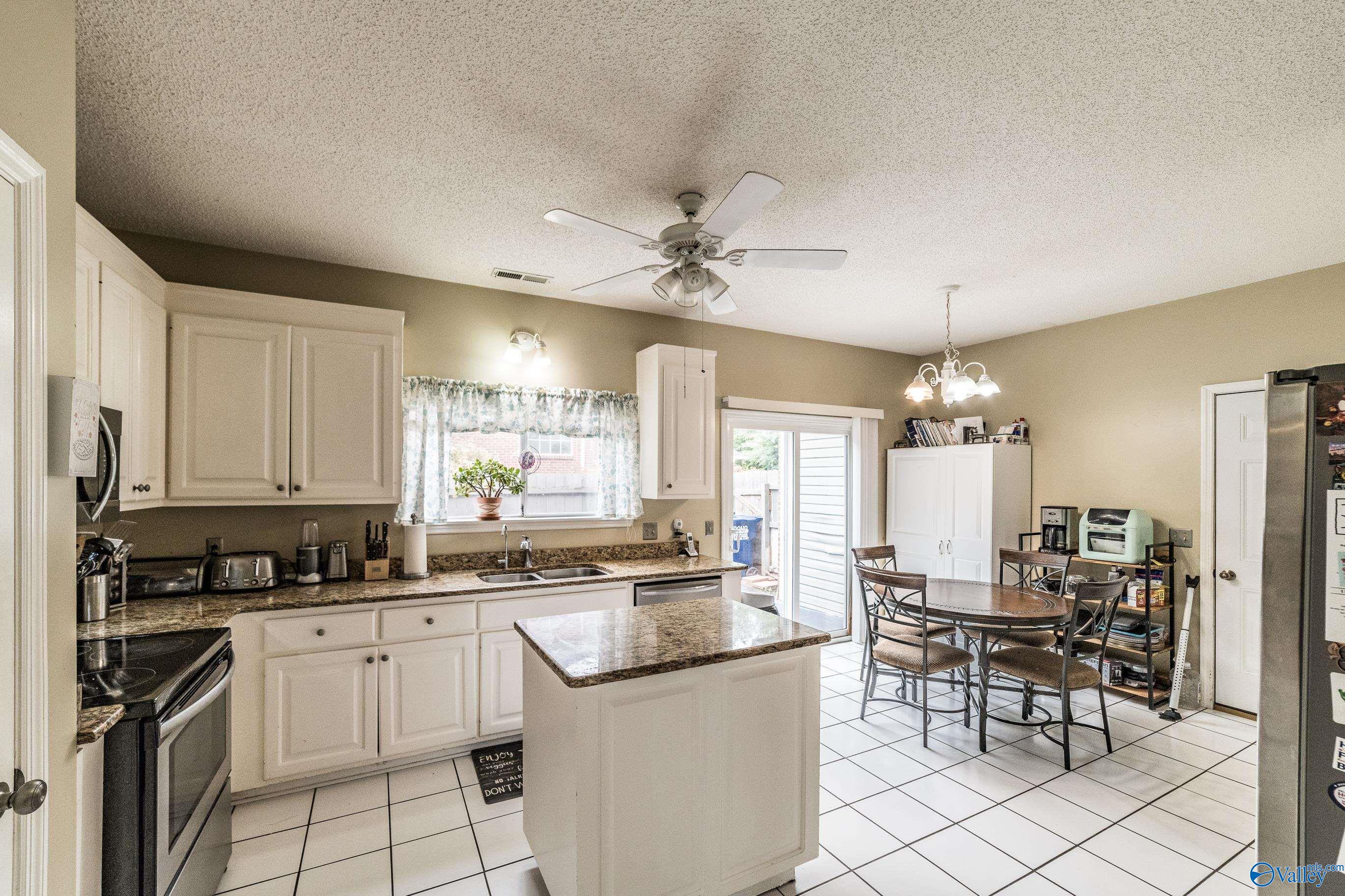 106 Spinnaker Ridge Drive, Huntsville, Alabama image 7