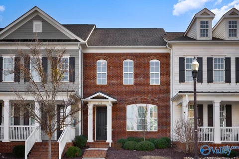 Townhouse For Rent - 124 Bourbon Alley<br/> Madison, AL 35758