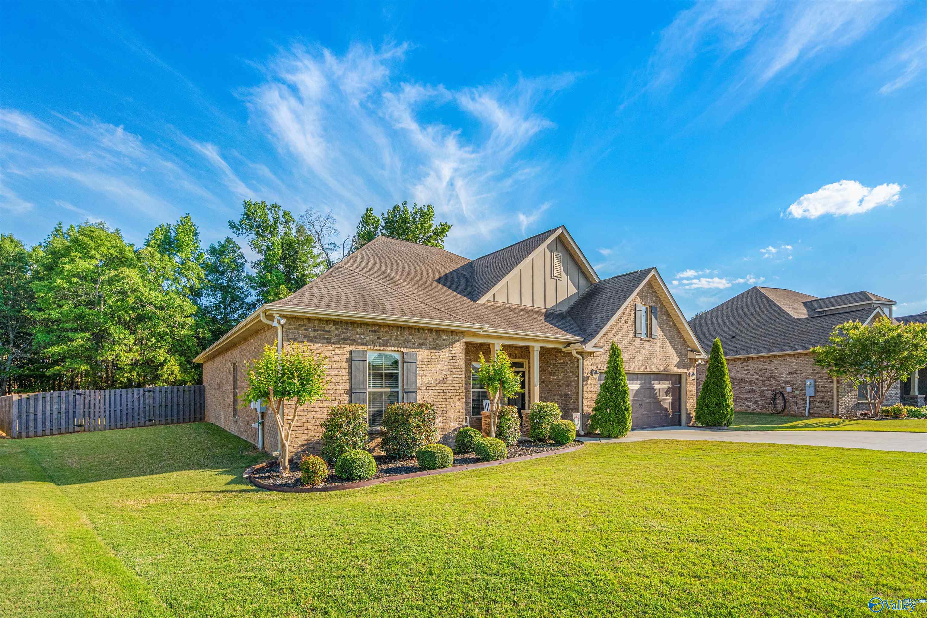 18316 Red Tail Street