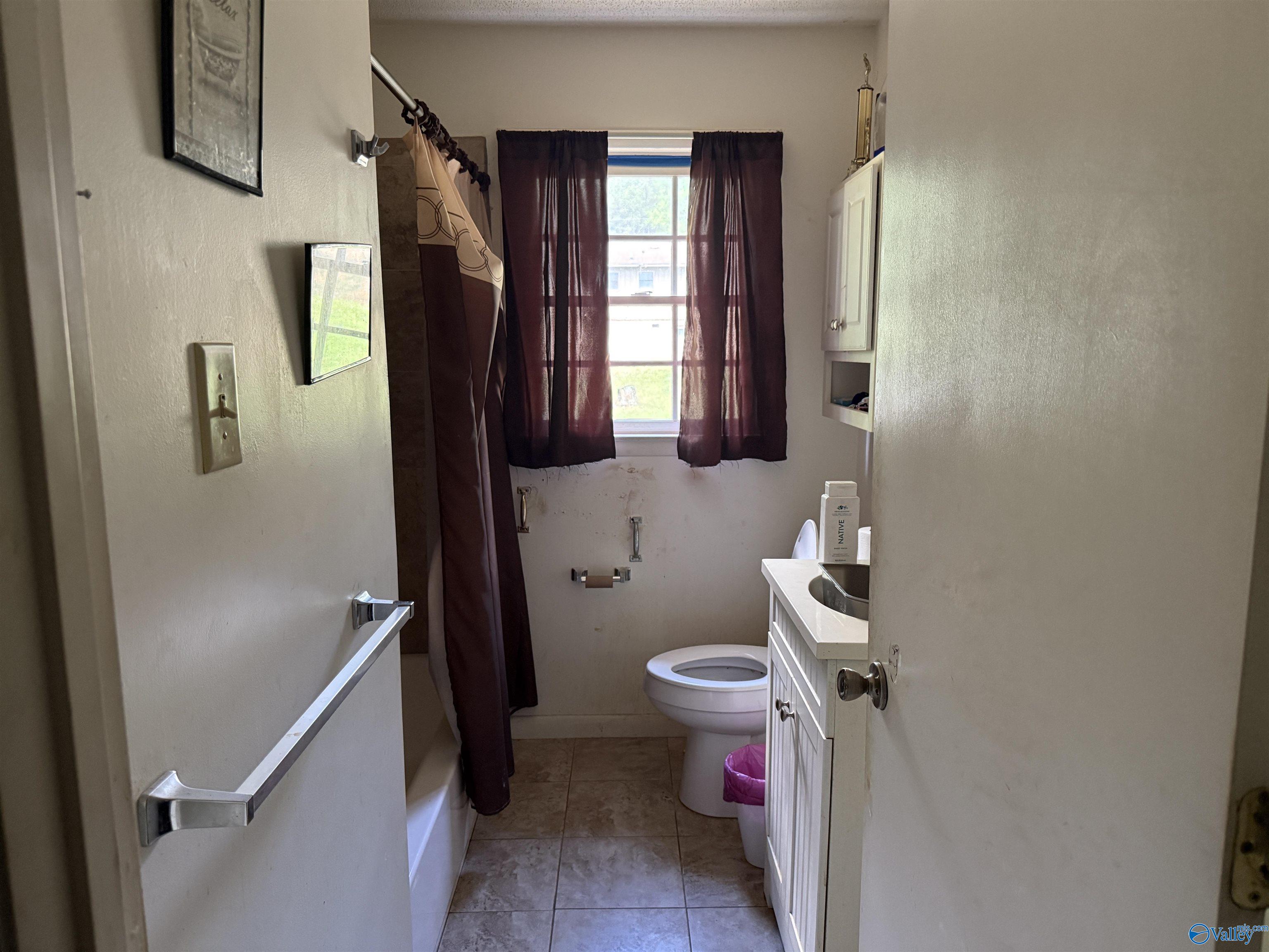 504 Joseph T Robinson St, Gadsden, Alabama image 12