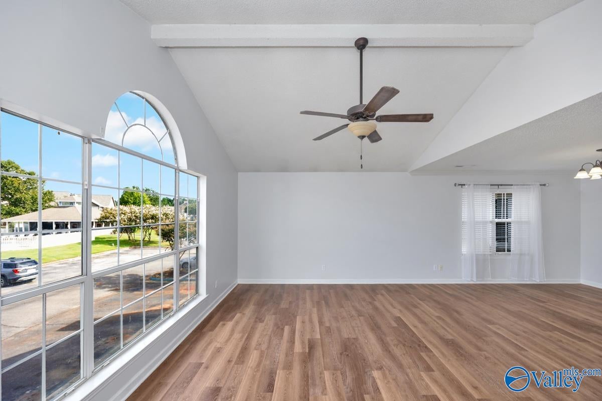 226 Waters Edge Lane 6