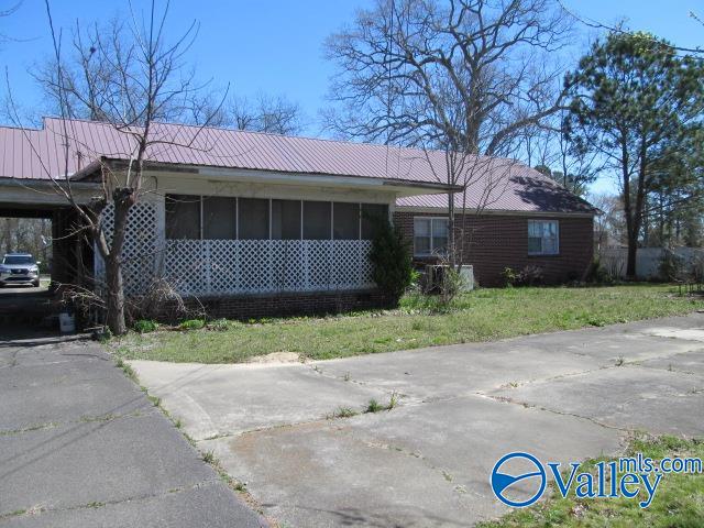 208 Glover Street, Albertville, Alabama image 2