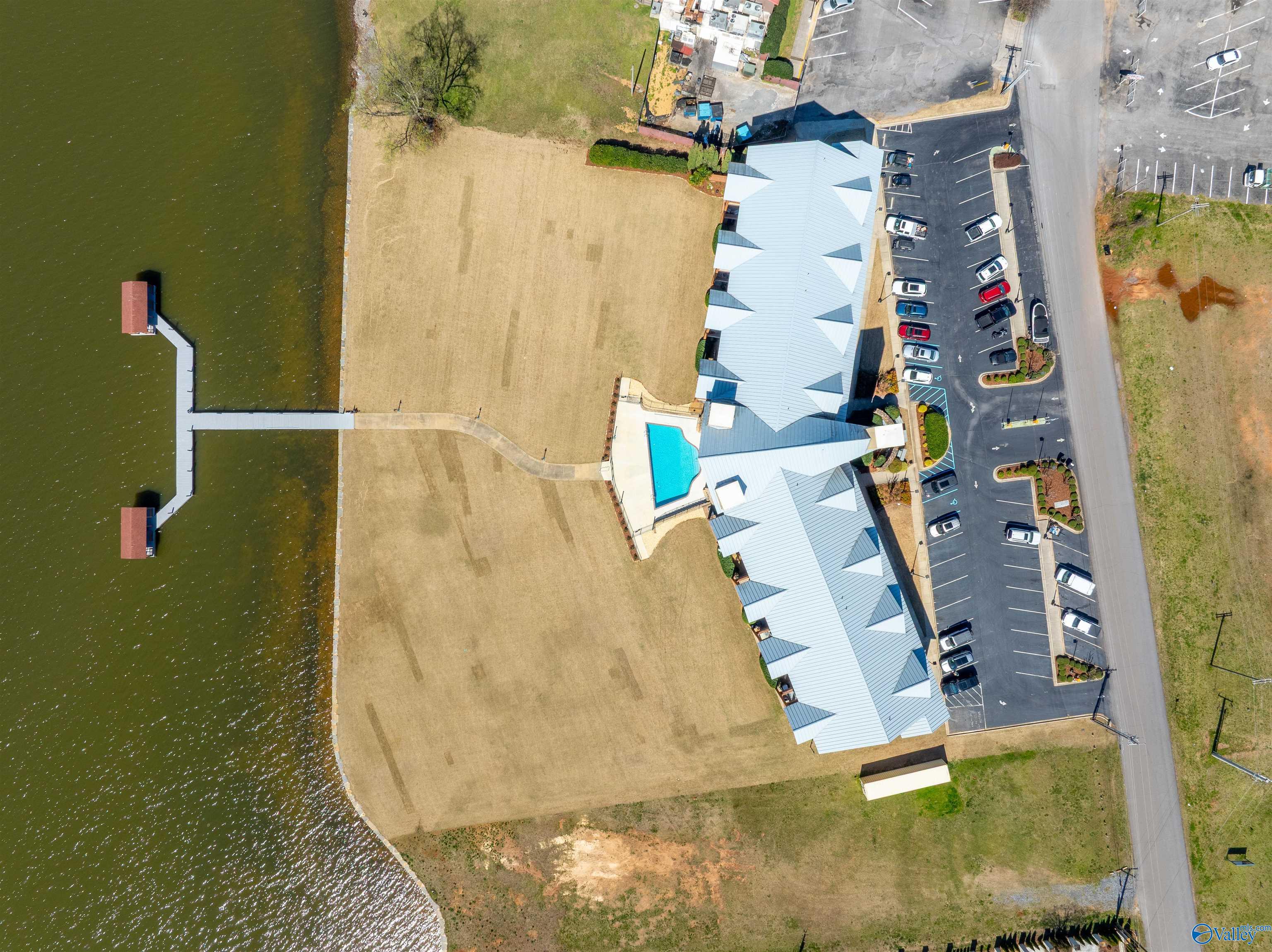 UNIT 7038 Val Monte Drive #208, Guntersville, Alabama image 3