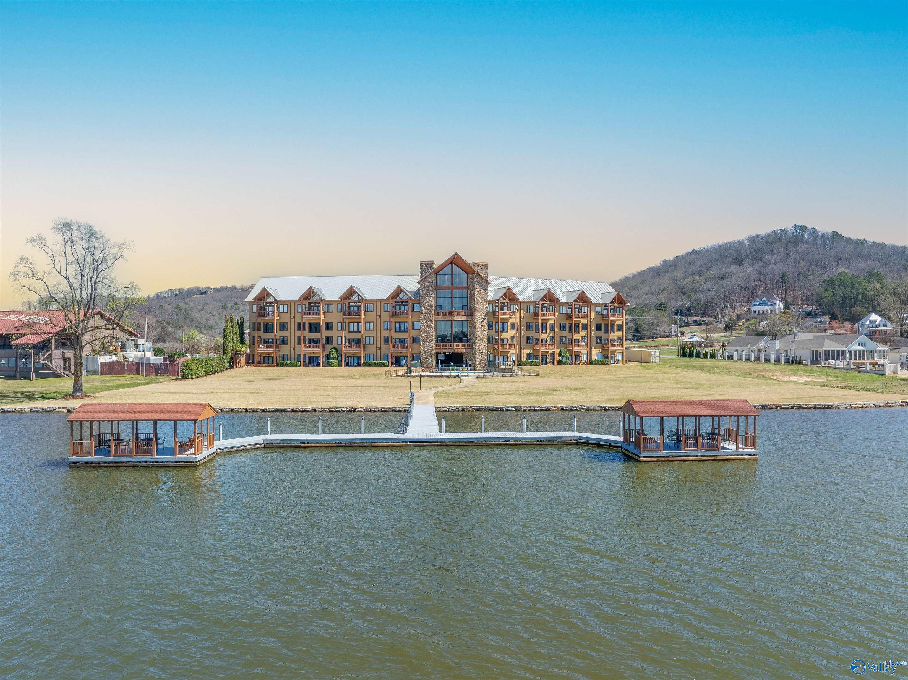 UNIT 7038 Val Monte Drive #208, Guntersville, Alabama image 7