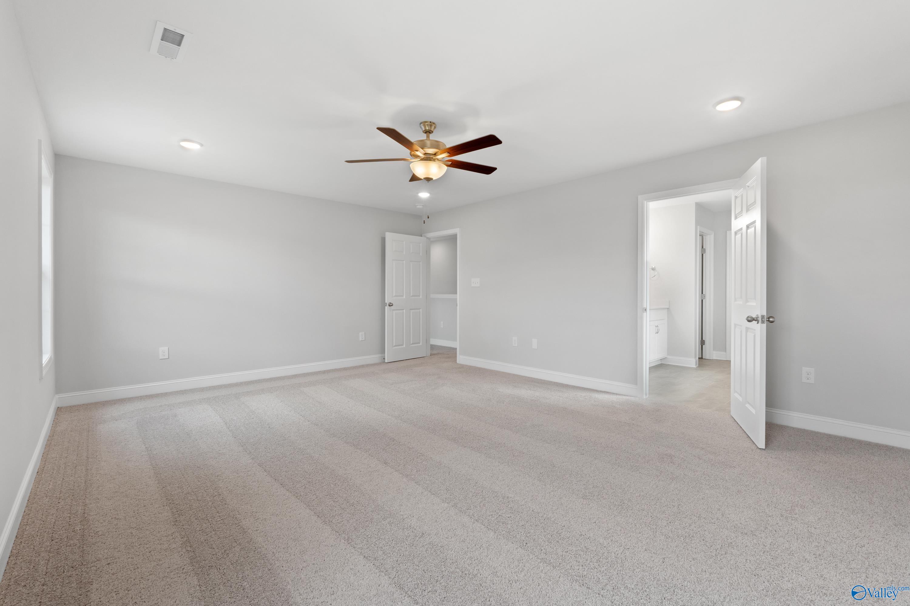 207 Kendall Farms Boulevard, Toney, Alabama image 32