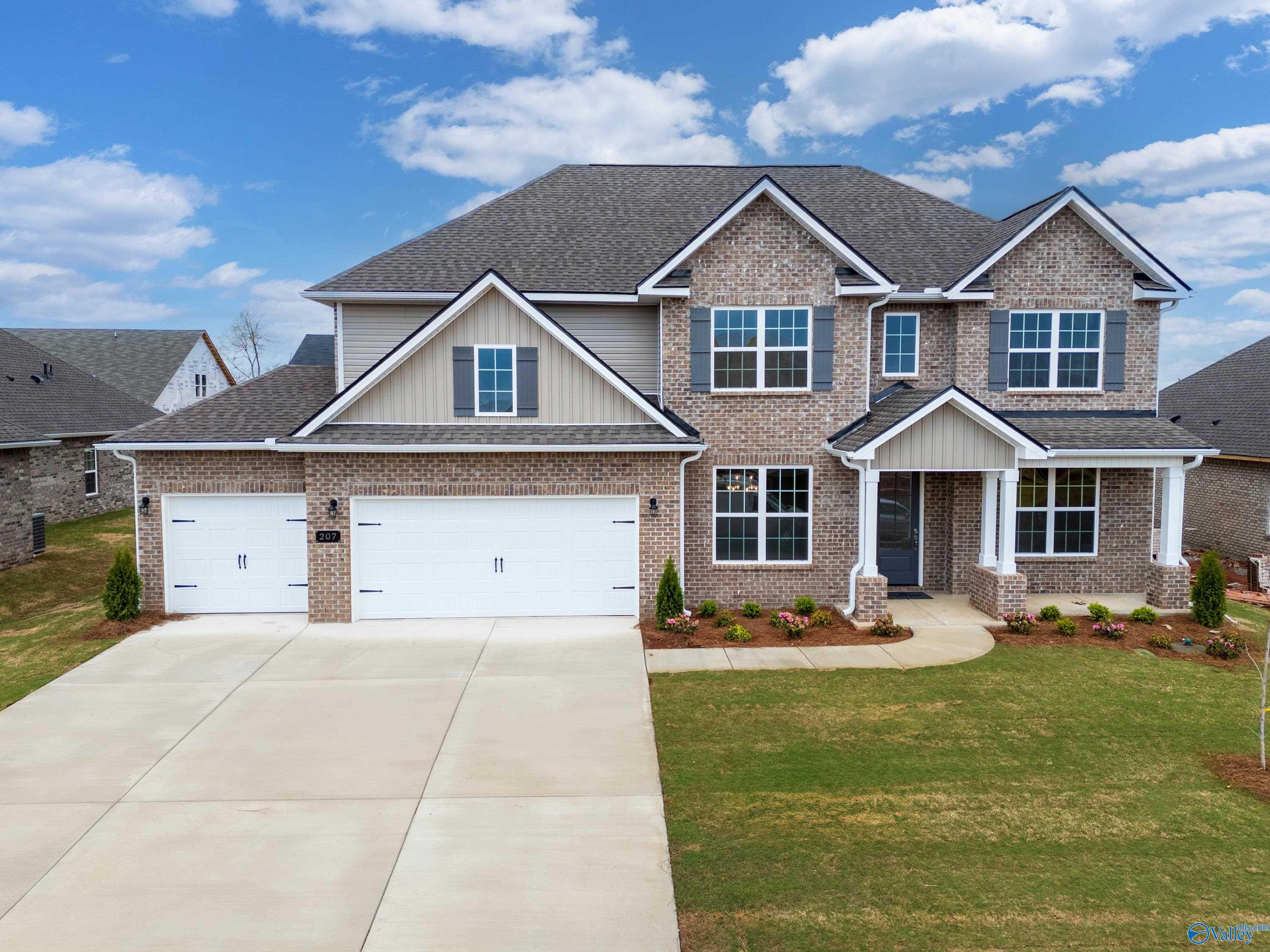 207 Kendall Farms Boulevard, Toney, Alabama image 1