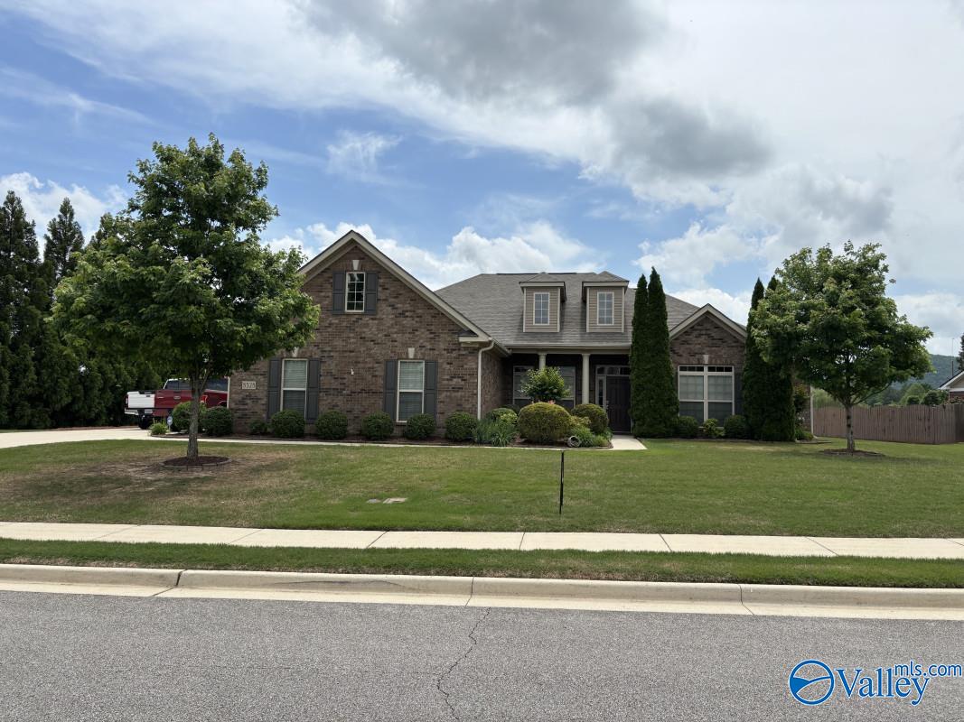 8528 Sedgebrook Drive, Owens Cross Roads, Alabama image 1