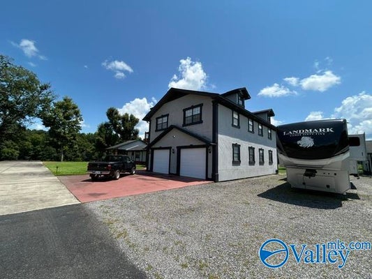 411 LONGVIEW DR, GADSDEN, AL 35901 - Image 2a83897fd86748a3a80bbd6a286f5135/4035630286