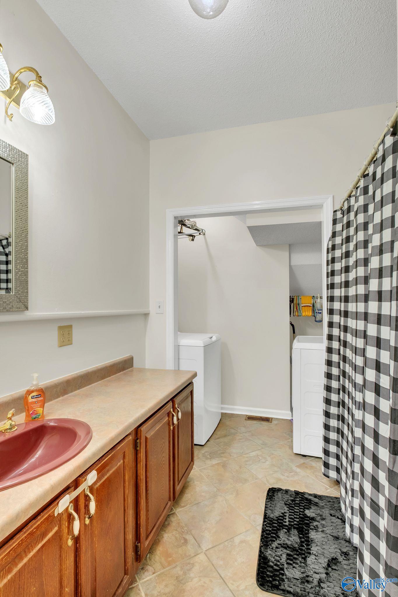 3412 Stillwood Drive, Decatur, Alabama image 31