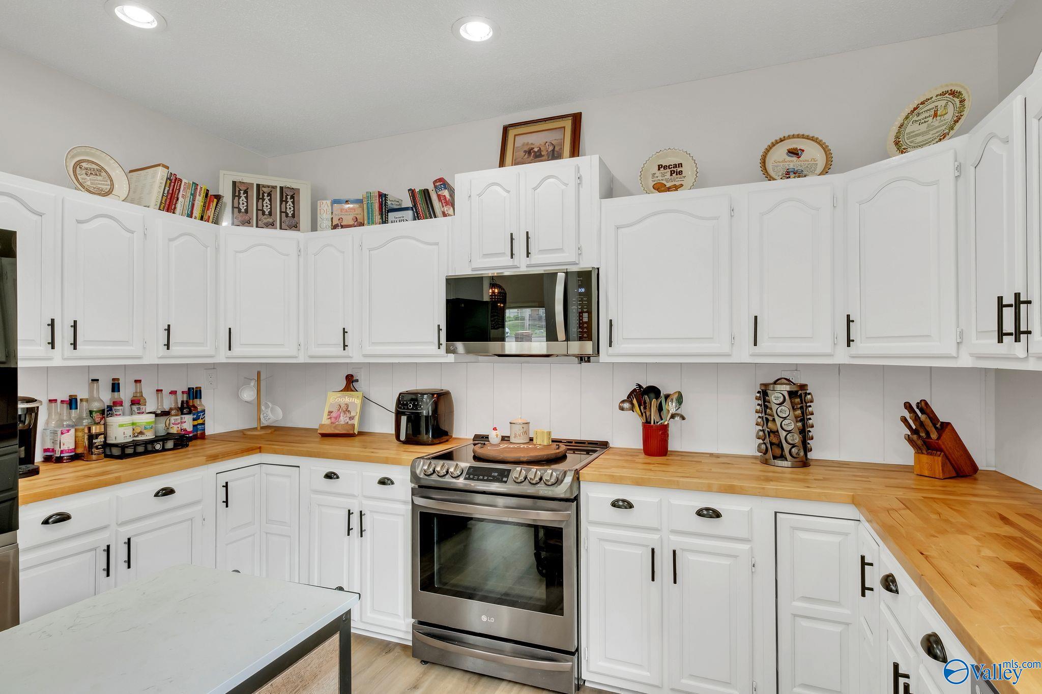 3412 Stillwood Drive, Decatur, Alabama image 19