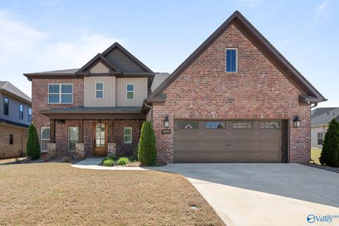 Homes For Sale - 2003 Rosebury Lane<br/> Huntsville, AL 35803