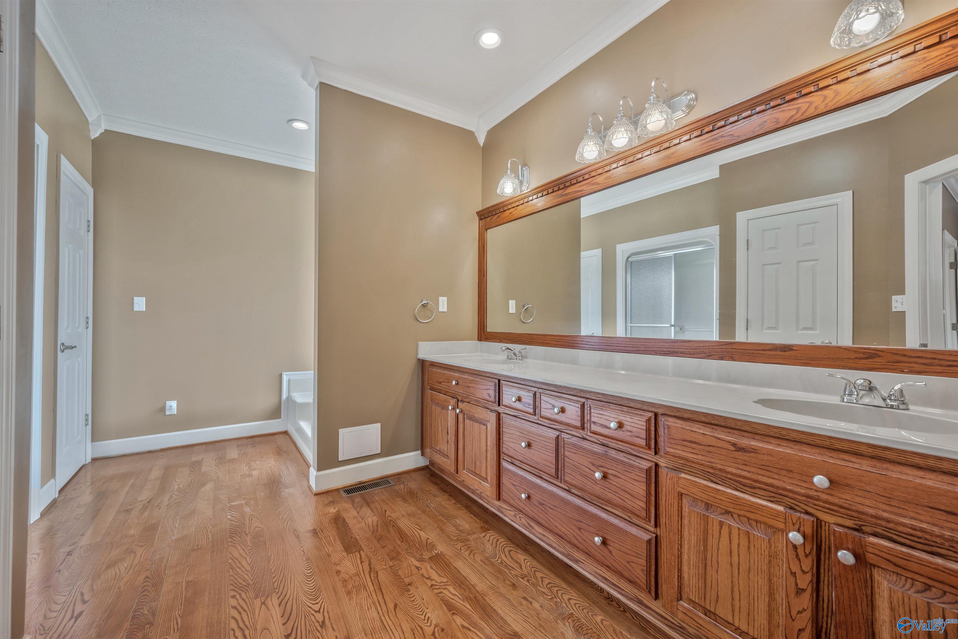 214 Travel Path, Rogersville, Alabama image 19