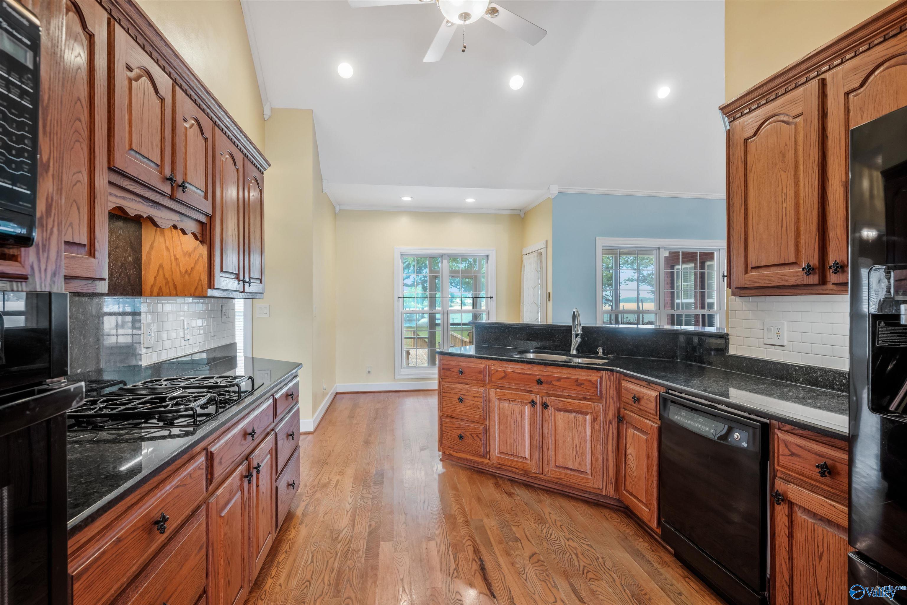 214 Travel Path, Rogersville, Alabama image 12