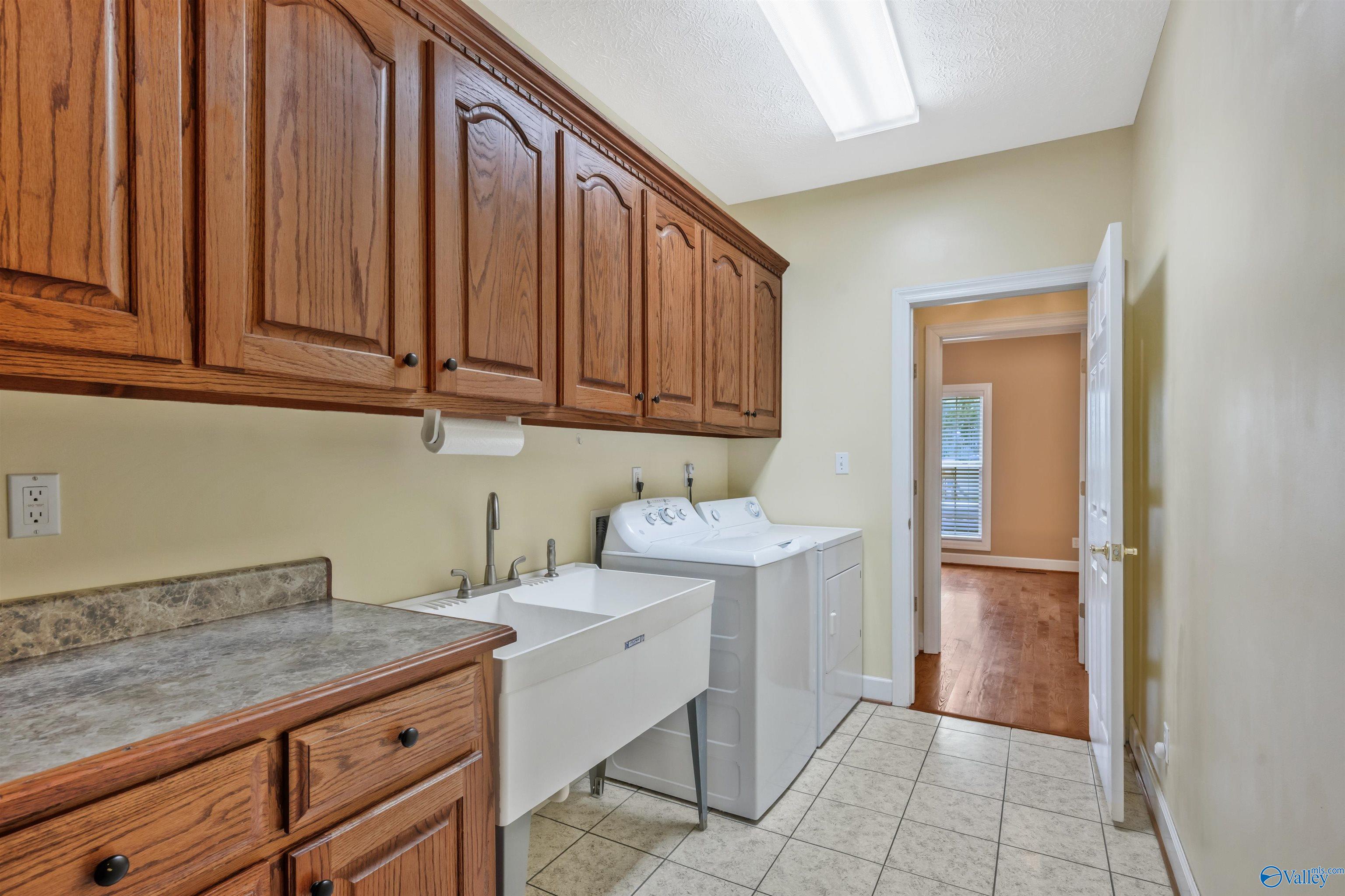 214 Travel Path, Rogersville, Alabama image 31