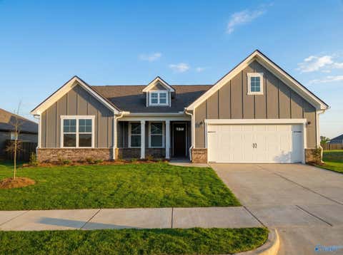 Homes For Sale - 21912 Huntington Pike<br/> Athens, AL 35613