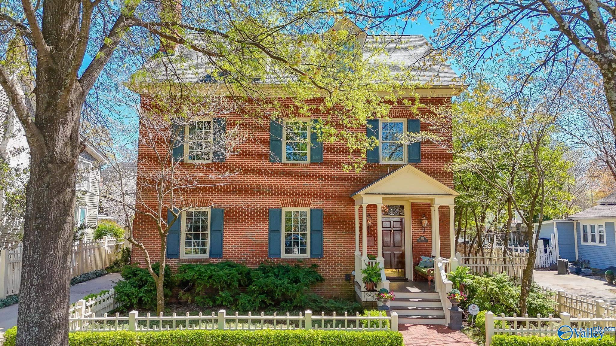 612 Oak Street, Decatur, Alabama image 1
