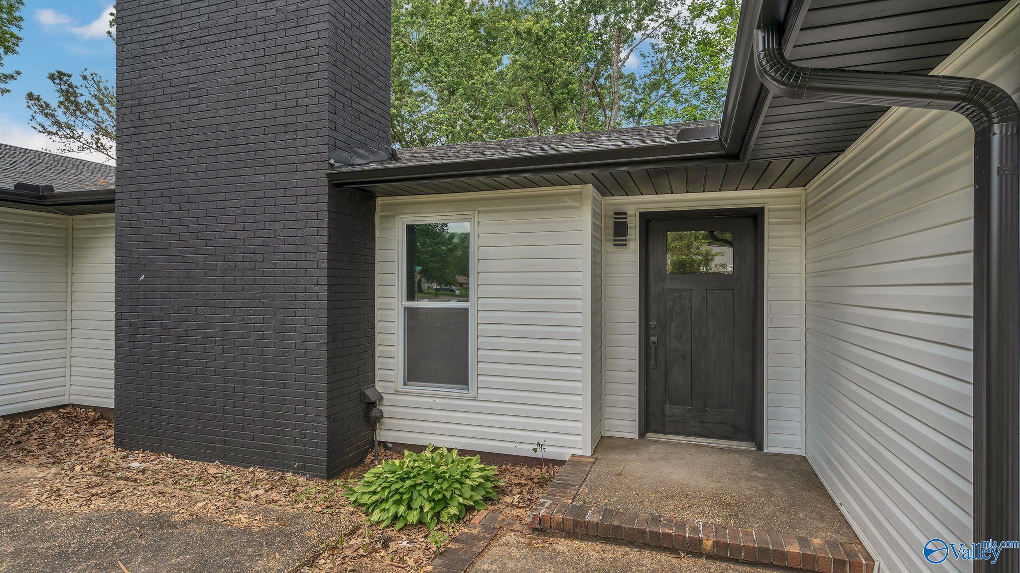 10302 Nadina Drive, Huntsville, Alabama image 3