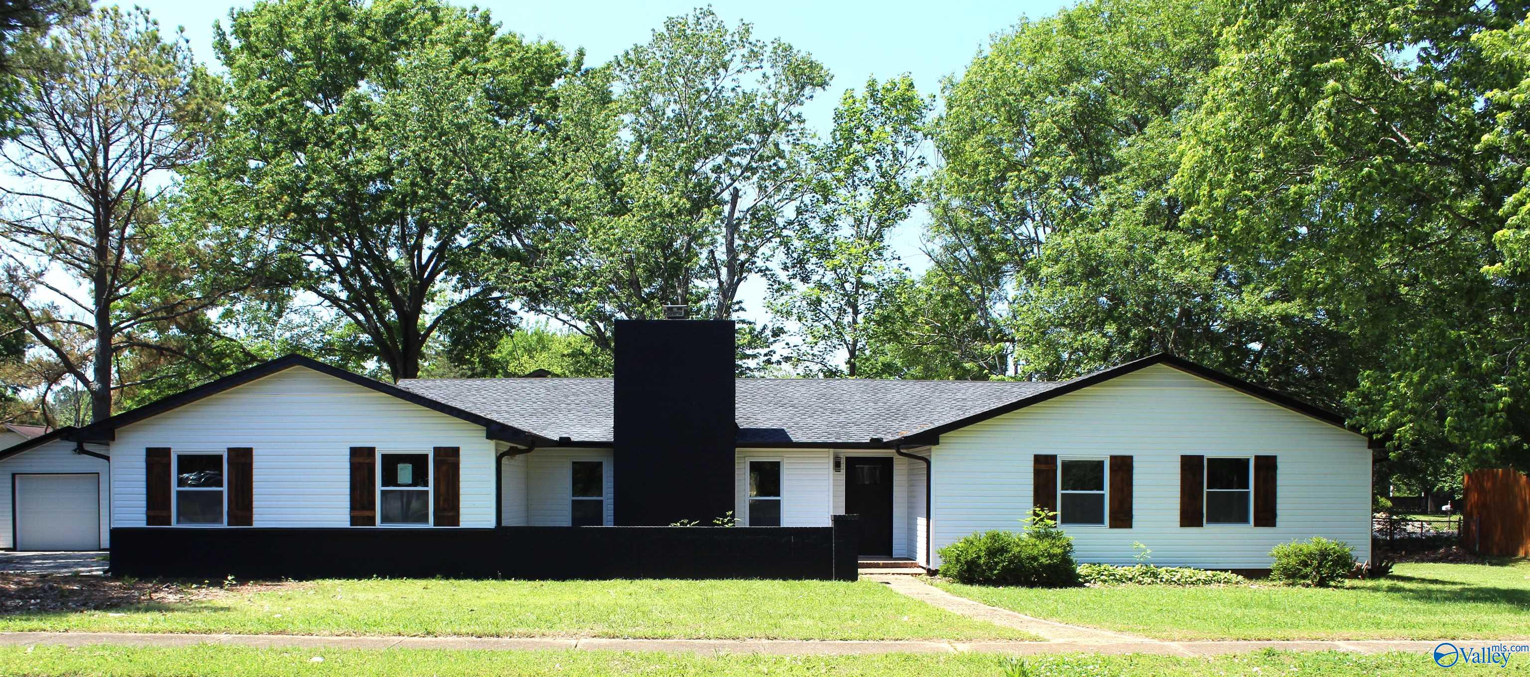 10302 Nadina Drive, Huntsville, Alabama image 1