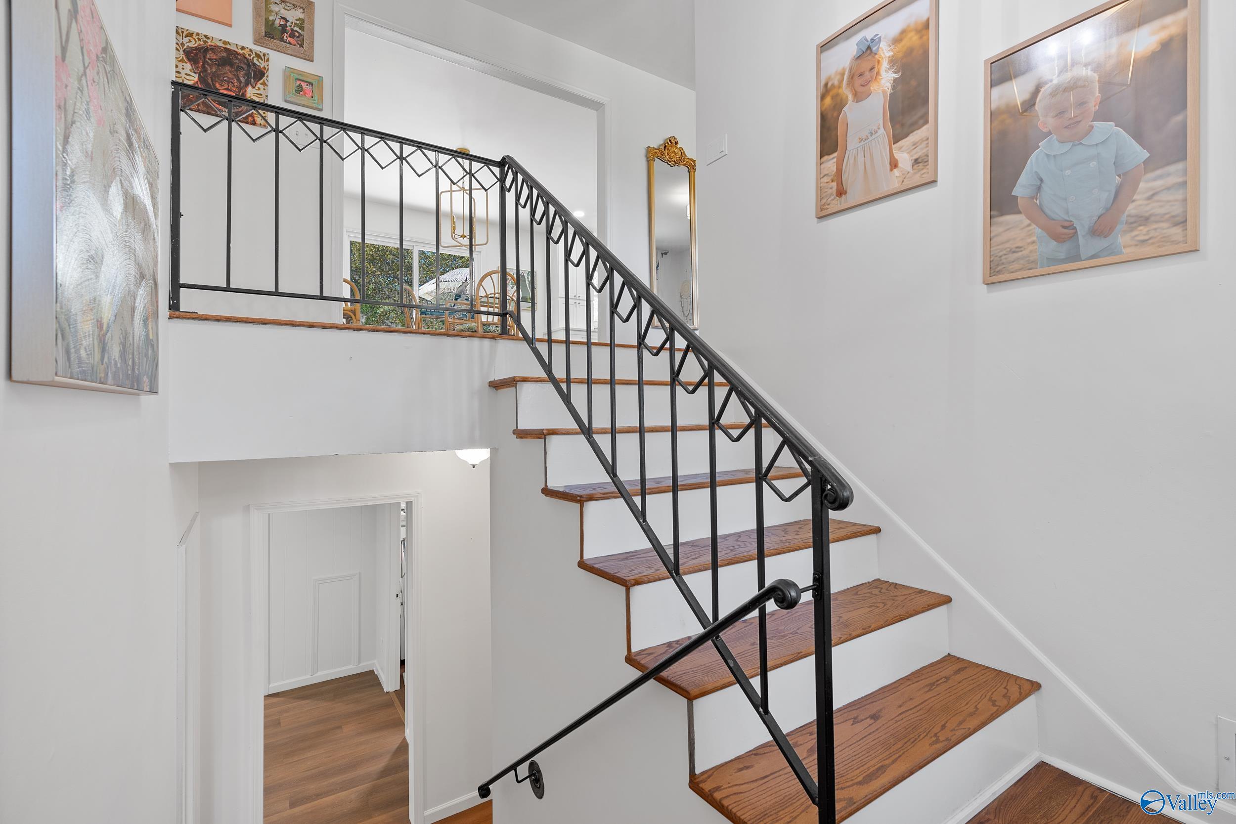 302 Picadilly Drive