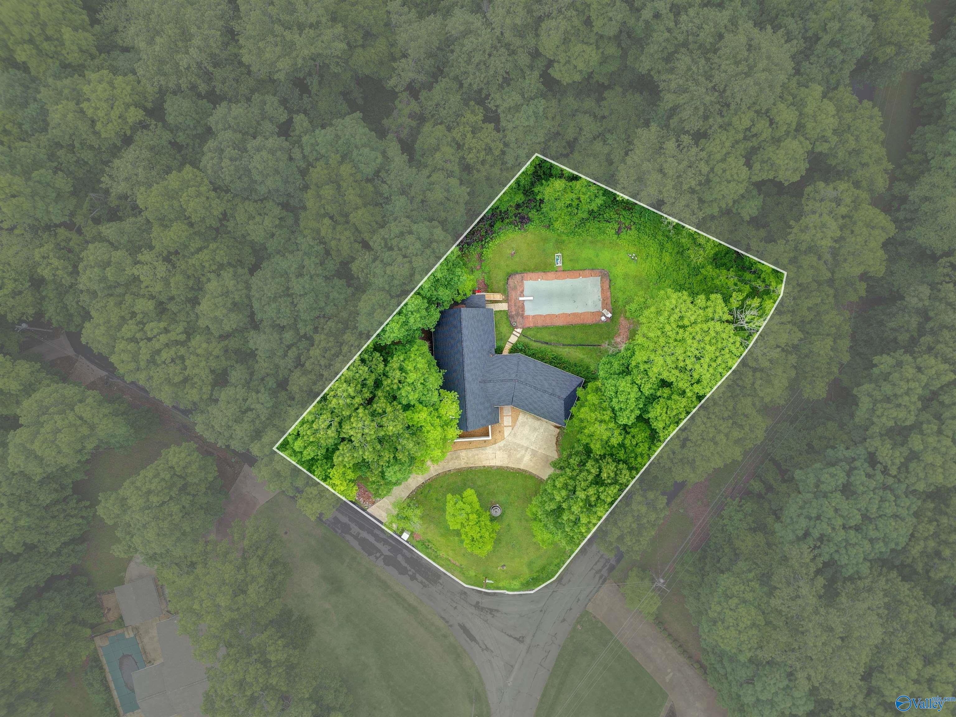 102 Fern Cove, Florence, Alabama image 38