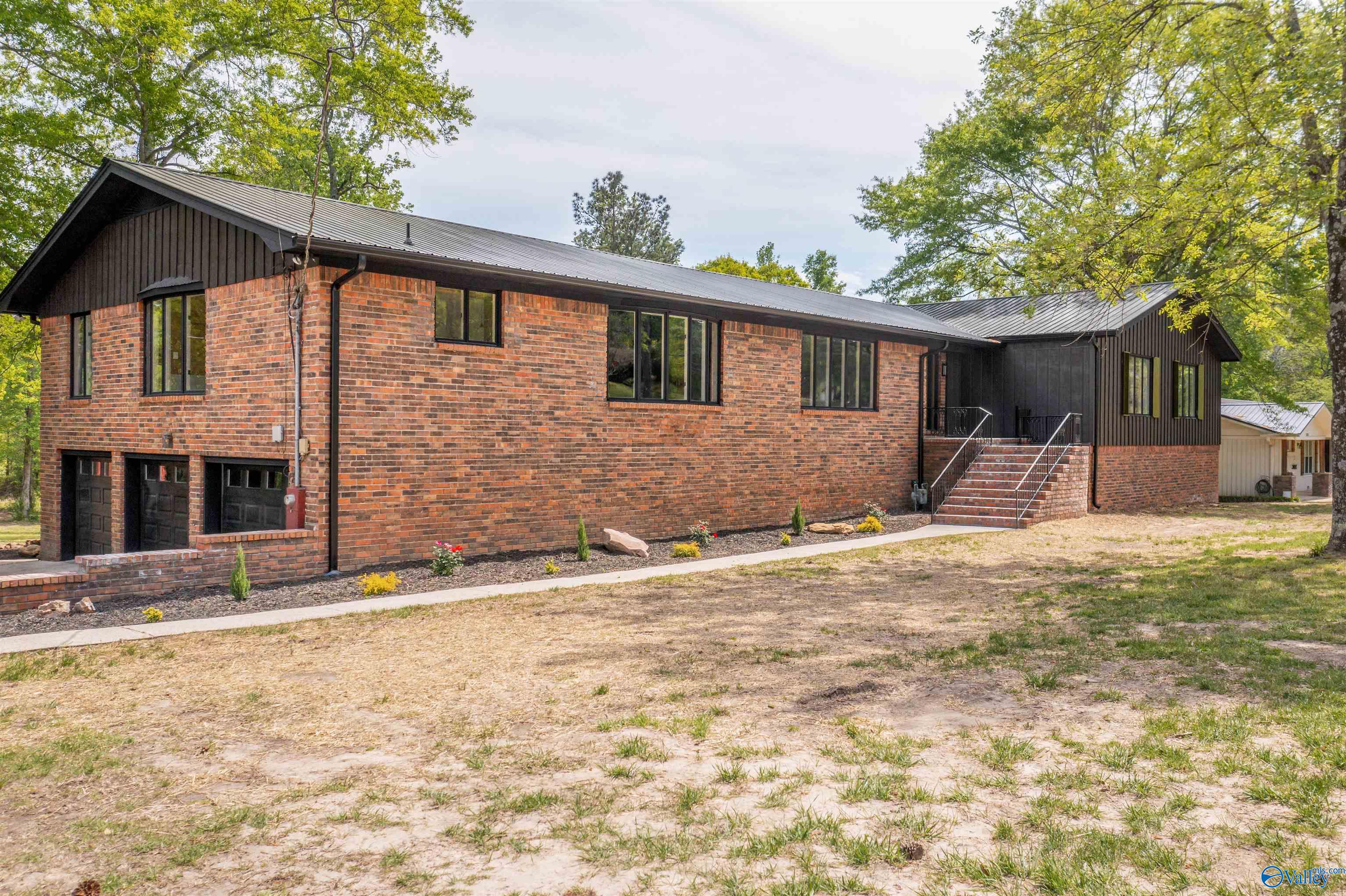 633 Tabor Road, Gadsden, Alabama image 3