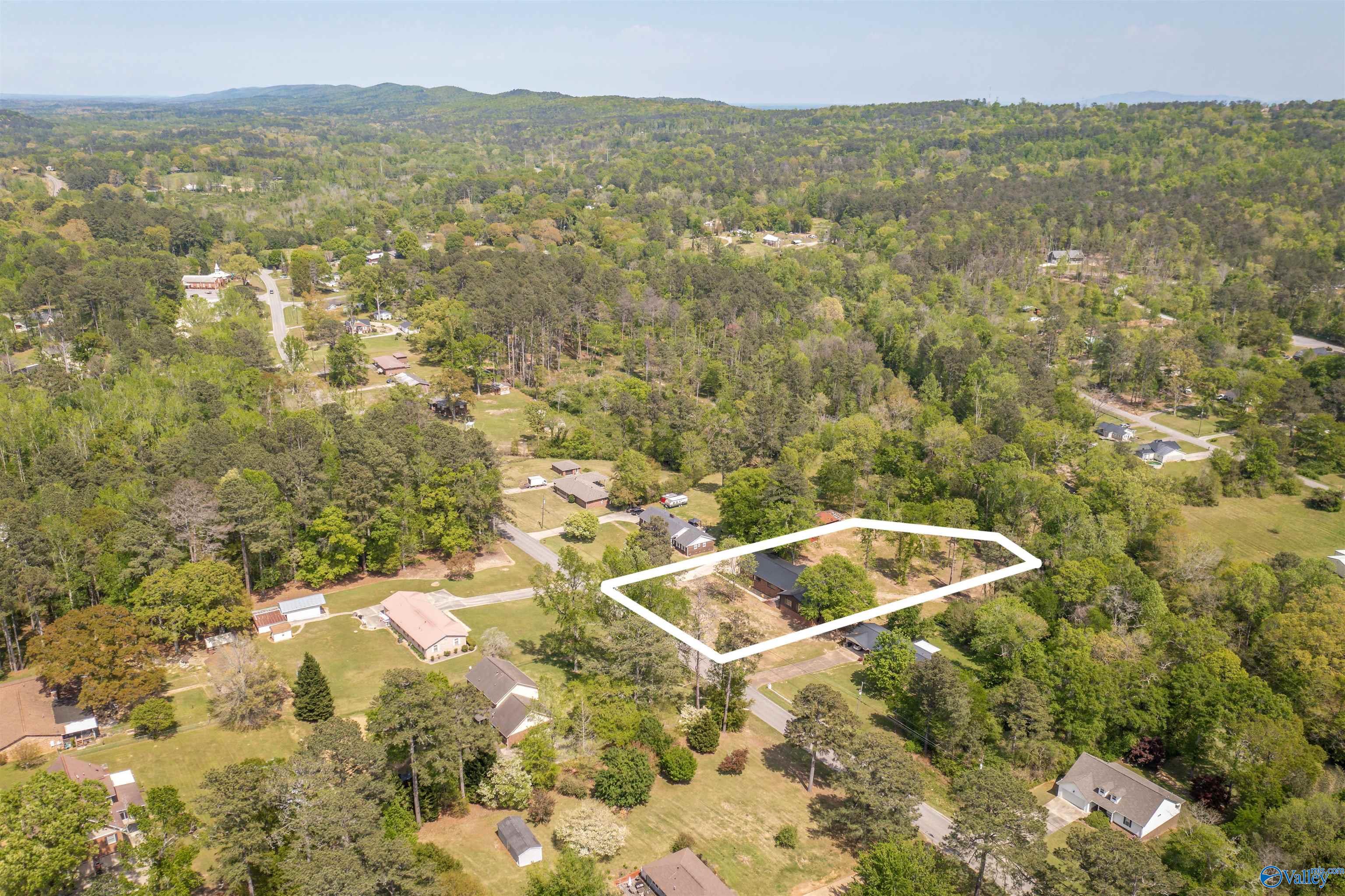 633 Tabor Road, Gadsden, Alabama image 8