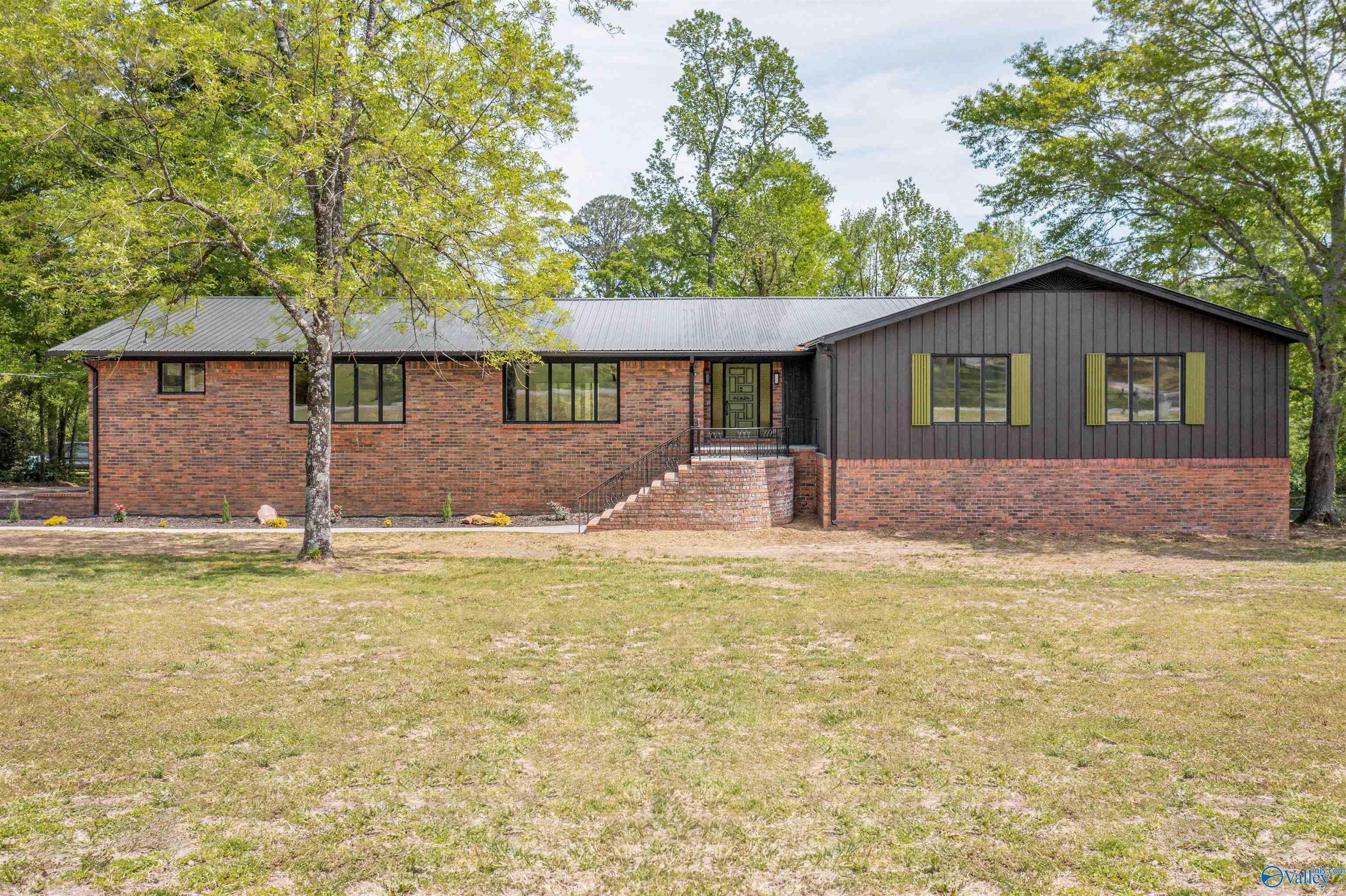 633 Tabor Road, Gadsden, Alabama image 1