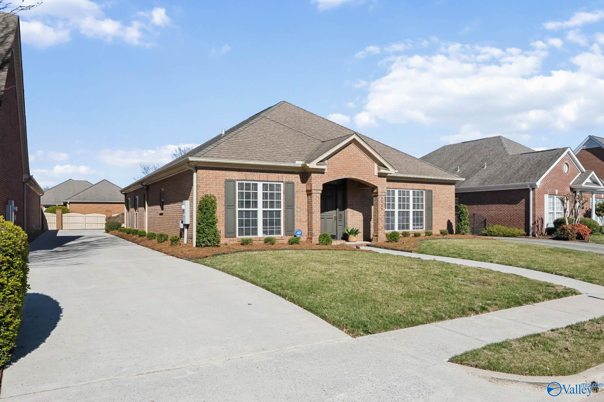 3007 The Green Court, Owens Cross Roads, Alabama image 4
