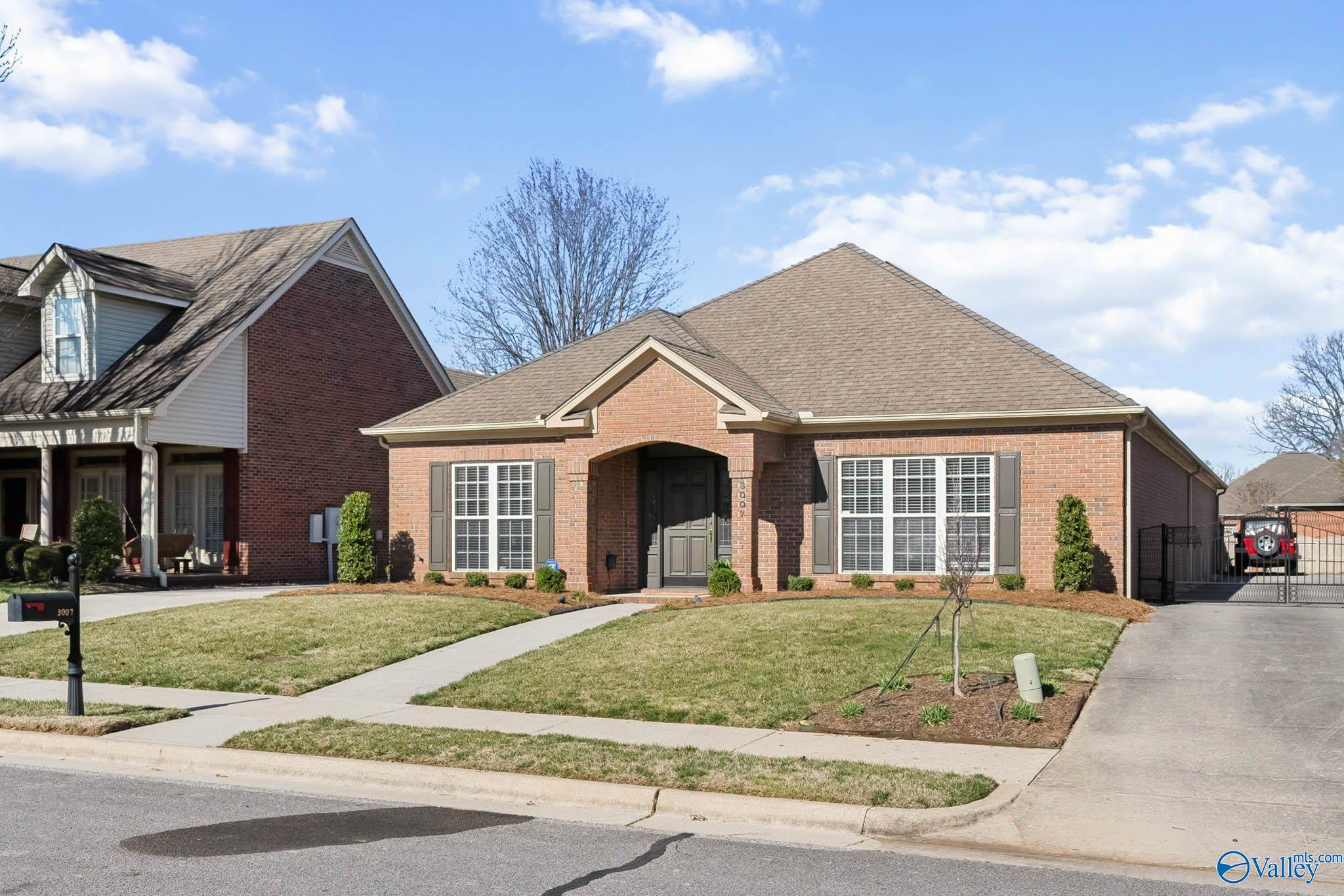 3007 The Green Court, Owens Cross Roads, Alabama image 2