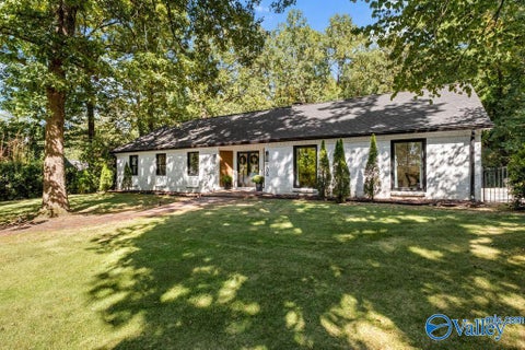 Homes For Sale - 204 Claremont Drive<br/> Gadsden, AL 35901