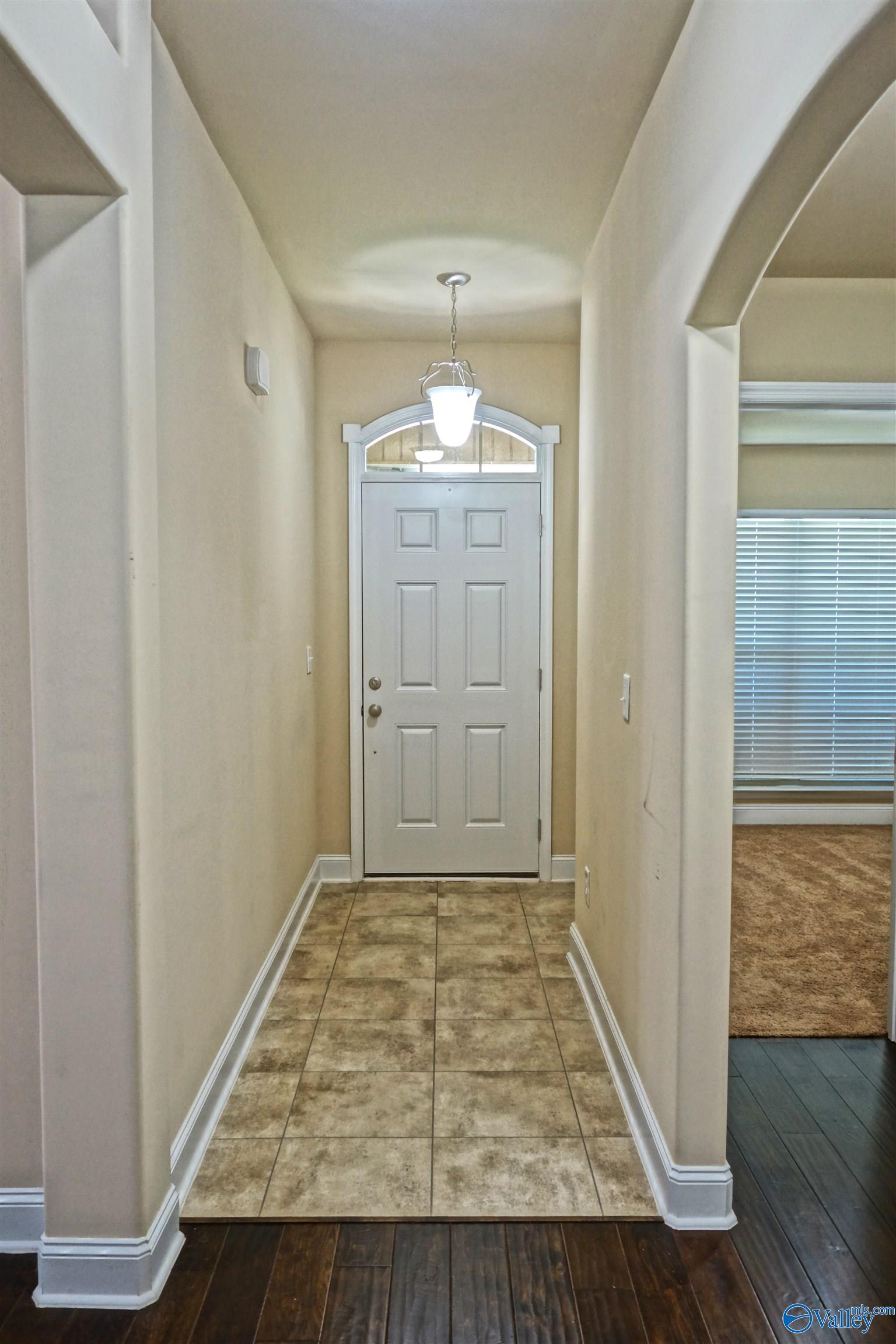 122 Bermuda Lakes Drive, Meridianville, Alabama image 5