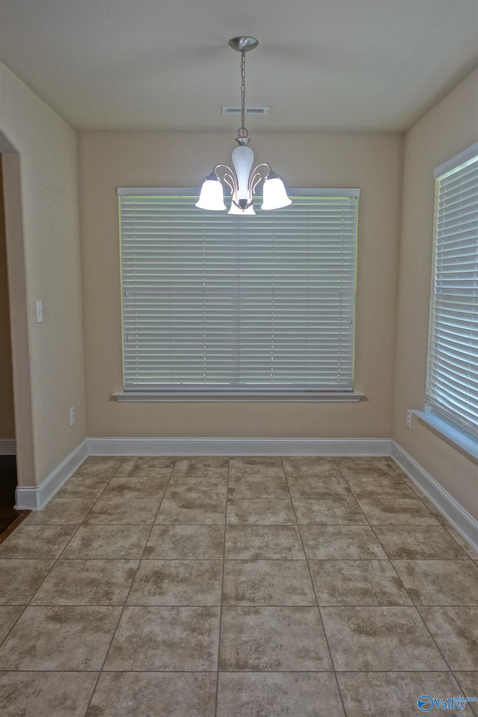 122 Bermuda Lakes Drive, Meridianville, Alabama image 10