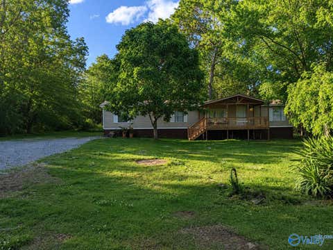 Mobile Home For Sale - 3357 County Road 61<br/> Jackson County, Henagar, AL 35978