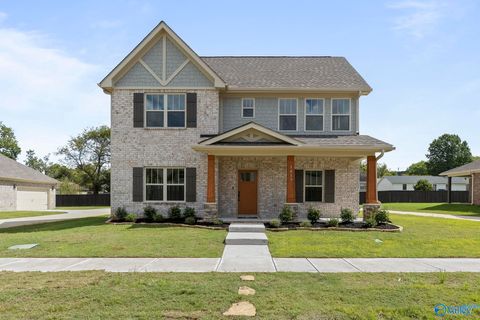 Homes For Sale - 1610 Calistoga Circle<br/> Huntsville, AL 35811