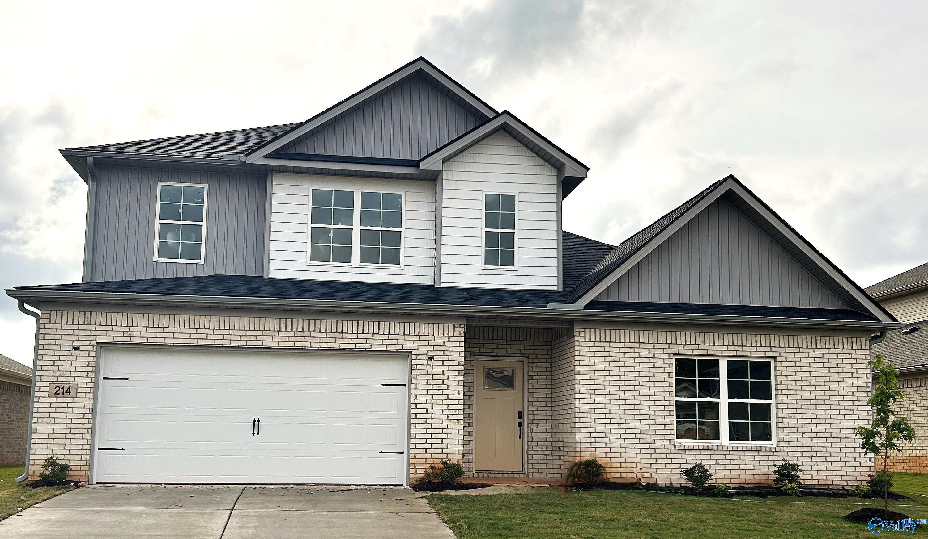 214 Roman Randall Road, New Market, Alabama image 1