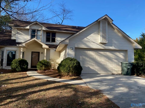 Homes For Rent - 1105 Sandy Springs Road<br/> Huntsville, AL 35806