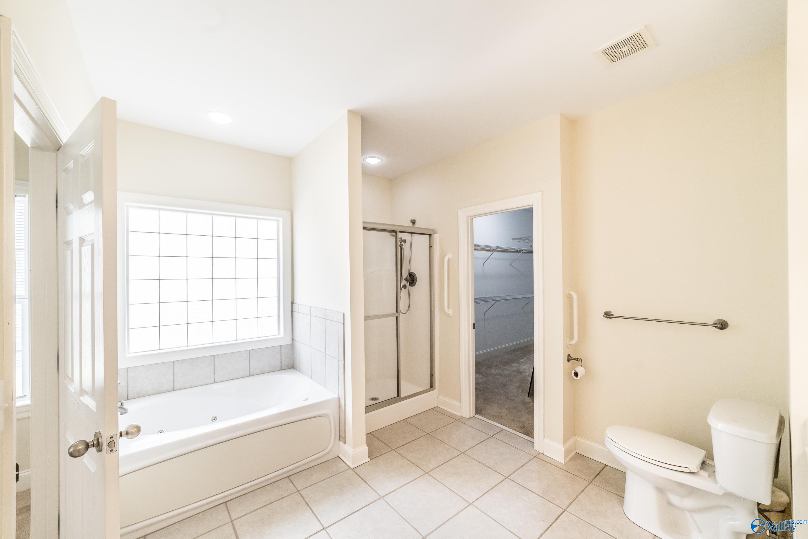 106 Whitfield Drive, Toney, Alabama image 15