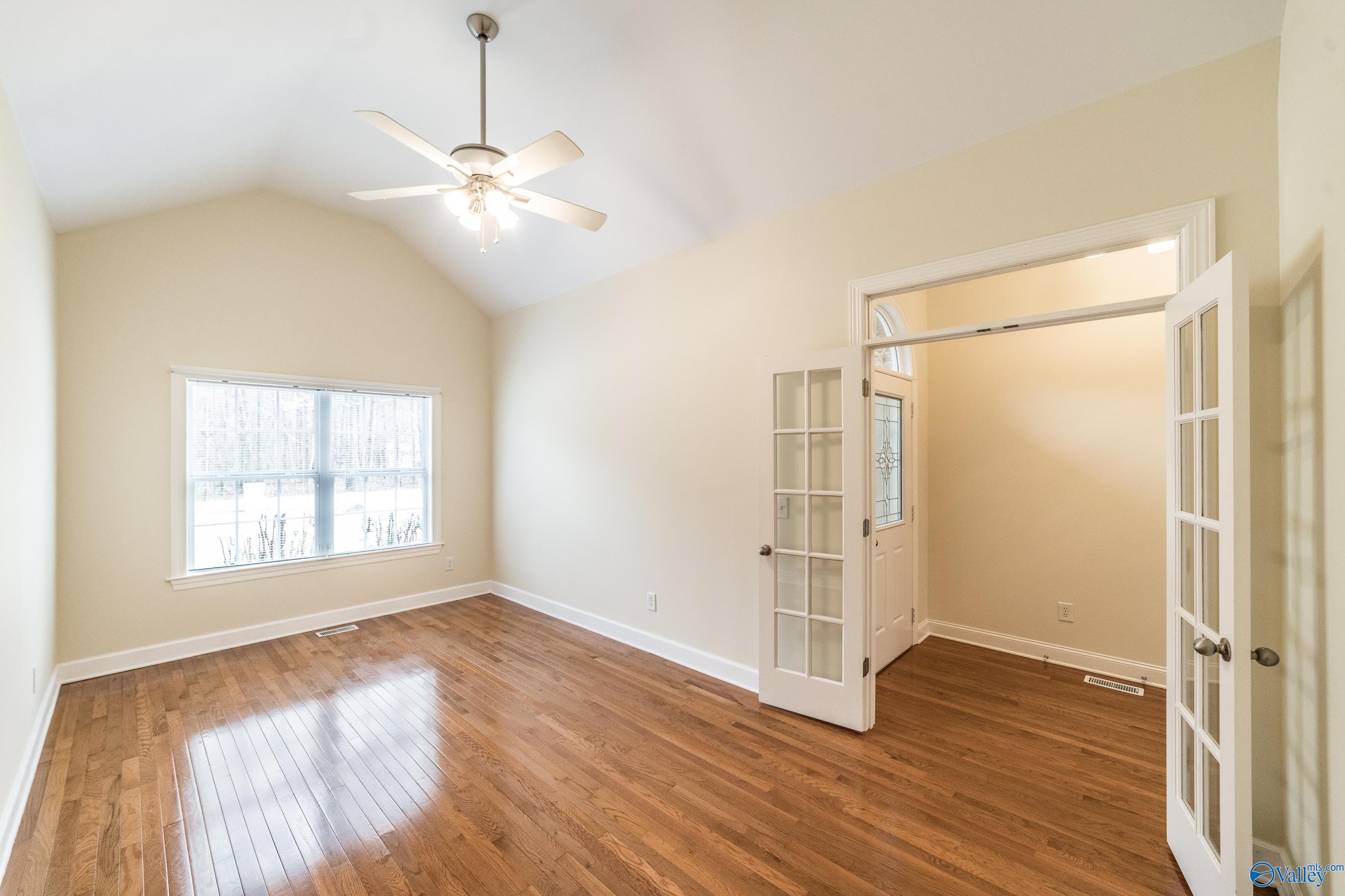 106 Whitfield Drive, Toney, Alabama image 5
